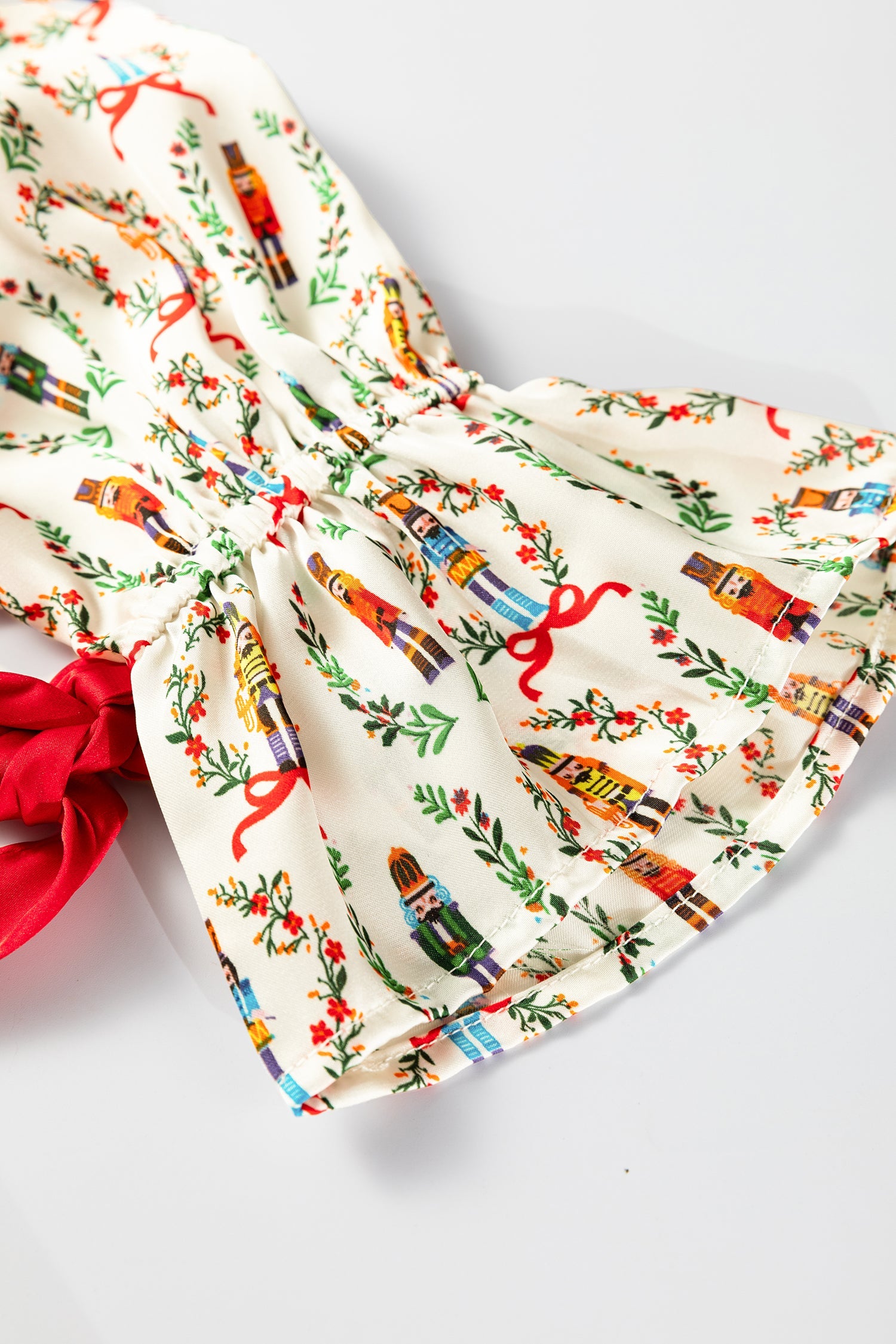 Beige Nutcracker Print Contrast Trim Tied up Bow Silky 2pcs Pajama Set Dear-Lover Dropshipping