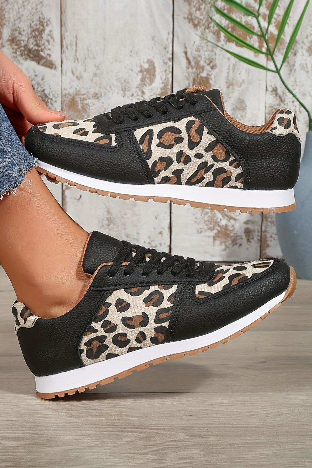 Black Casual Leopard Patchwork Lace up Sneakers