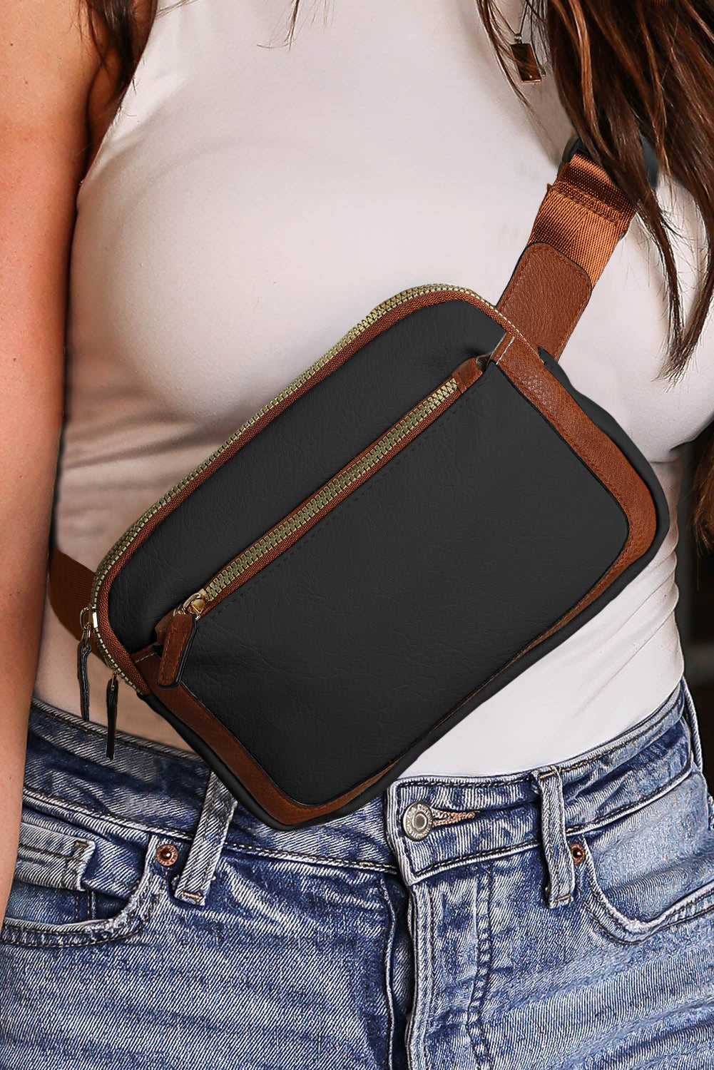 Black Adjustable Strap Mini Leather Crossbody Bag ***